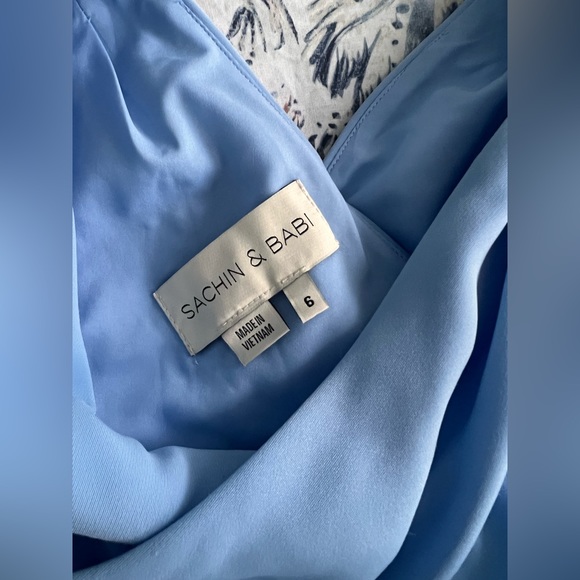 Sachin and Babi Naomi Dress - Picture 5 of 9